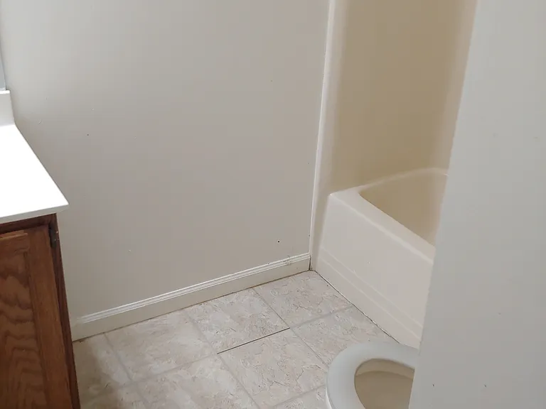 4308 Thomas Ln — Photo 3