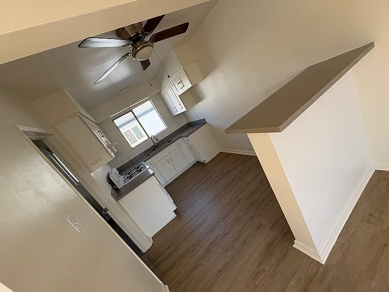Oxnard apartments — Photo 11