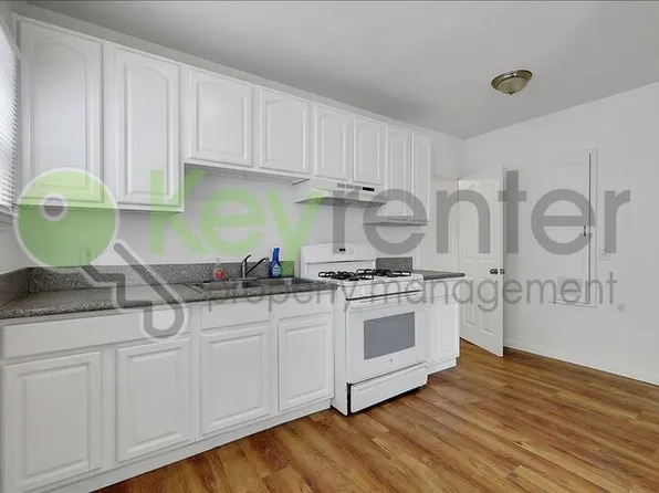 3102 1st Ave, Sacramento, CA 95817