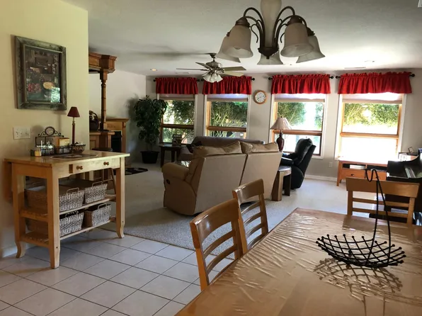 151 Vella Ridge Dr, Hayesville, NC 28904