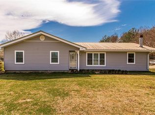 59276 Spring Valley Rd, Bogalusa, LA 70427