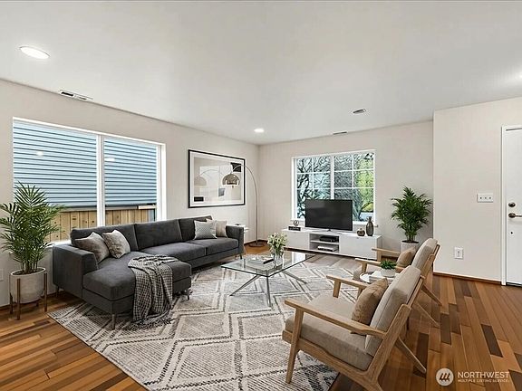 5th image of 1716 250th Court SE