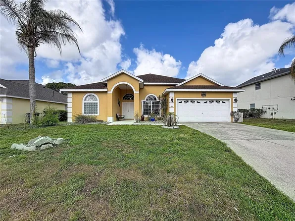 844 Montana Ave, Davenport, FL 33897