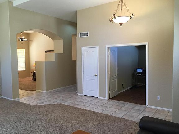 5th image of 1903 W Bluebird Dr