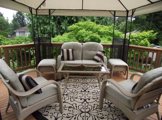 2820 211th Ave E, Lake Tapps, WA 98391