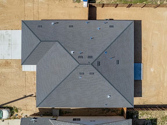 5th image of 20812 Yerba Blvd