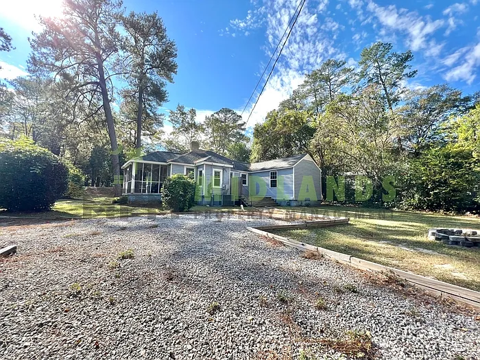 2899 Forest Dr — Photo 4