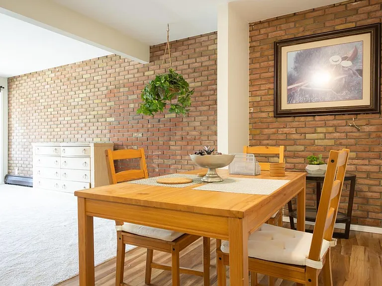 207 Ballard St #302 — Photo 7