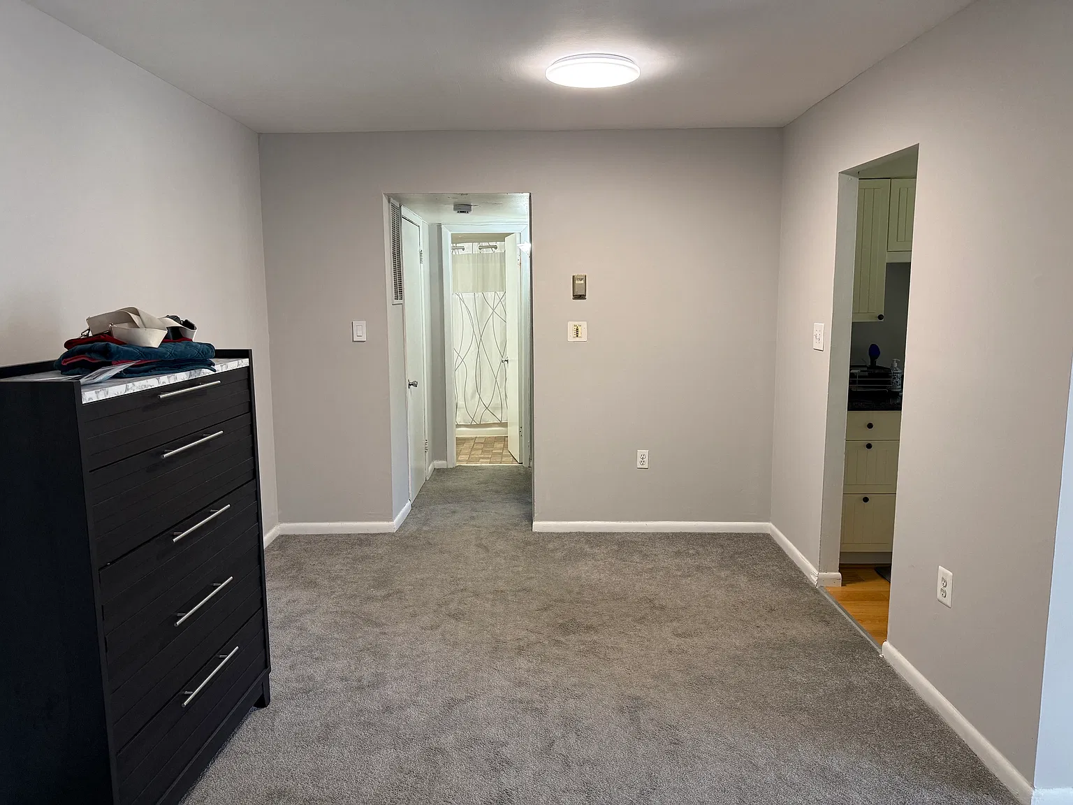 1 bed, 700 sqft, $1,750 — Photo 2
