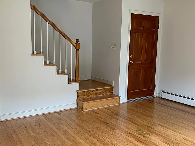 300 Claiborne Ave #2 — Photo 10