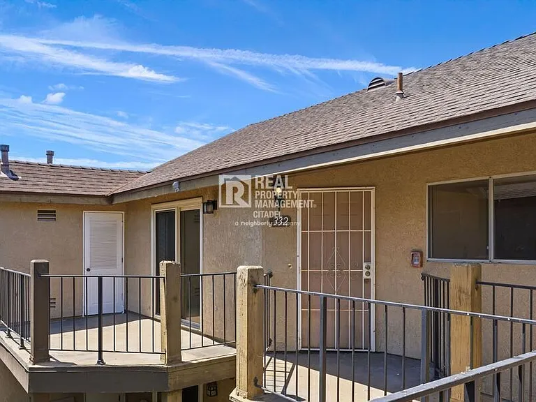 4201 W 5th St #332 — Photo 2
