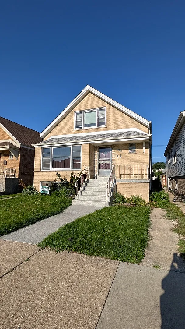 2 bed, 950 sqft, $1,400 — Photo 1