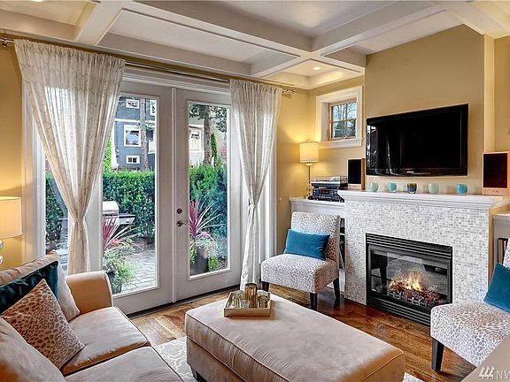 5th image of 2209 Nob Hill Ave N