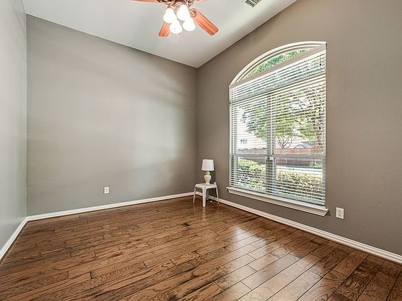 5th image of 1010 Ranger Rd