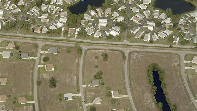 2nd image of 4419 NE 21st Ct