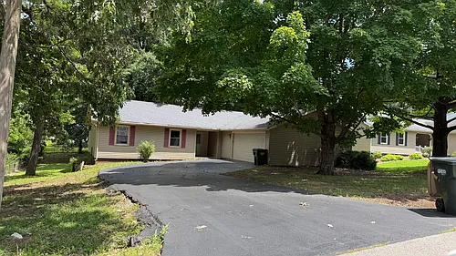 146 Celeste Ln Photo 1
