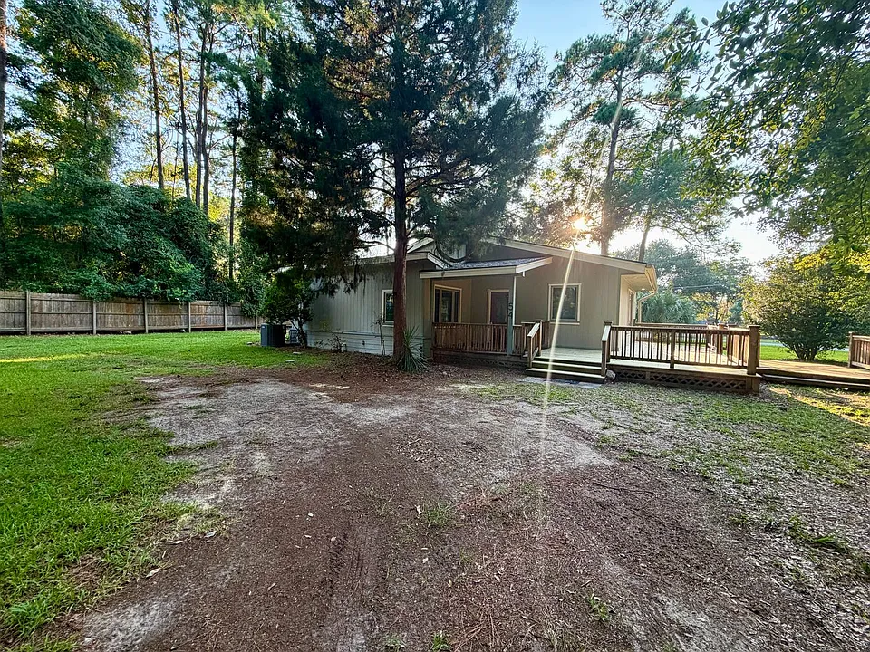 54 Falligant Ave