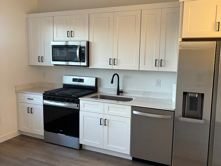 1567 S Sinawava Dr #B — Photo 5