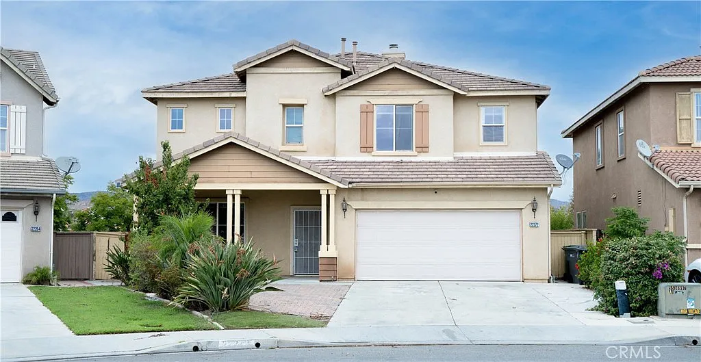 7 bed, 3028 sqft, $735 — Photo 4