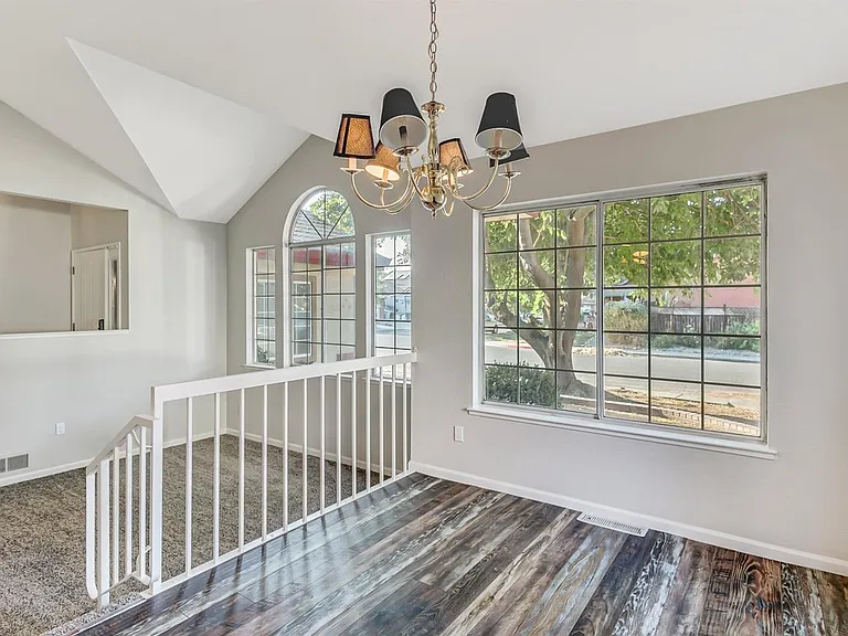 318 Village Cir — Photo 24