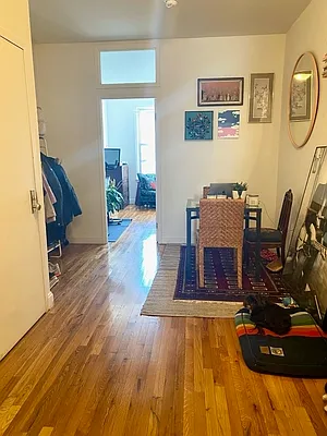 Rented by EXR | media 34