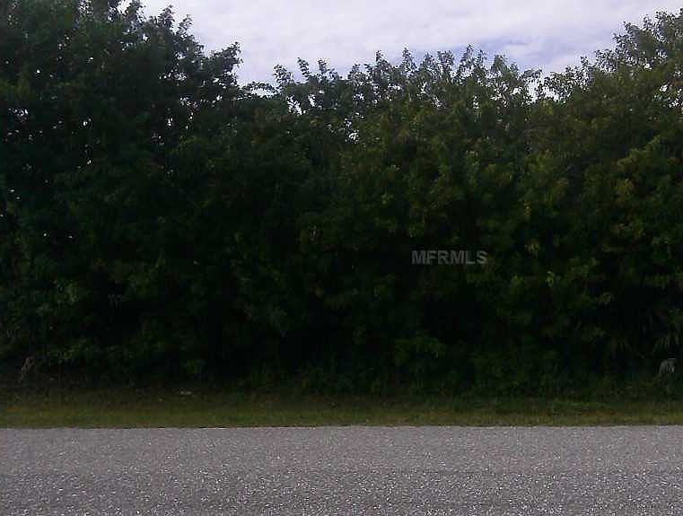 2nd image of 23 Ramblewood St