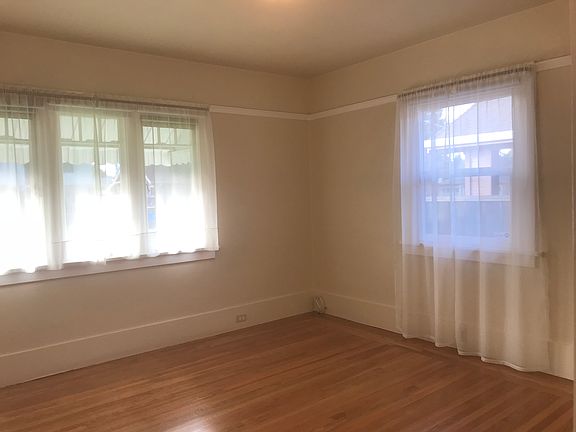 2nd image of 632 Woodland Ave