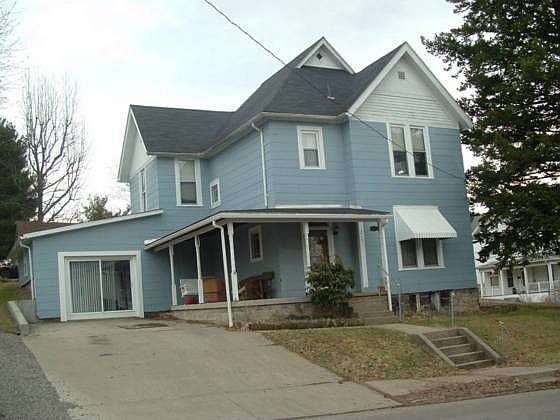 1st image of 215 S Lincoln Ave