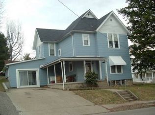 215 S Lincoln Ave, Barnesville, OH 43713