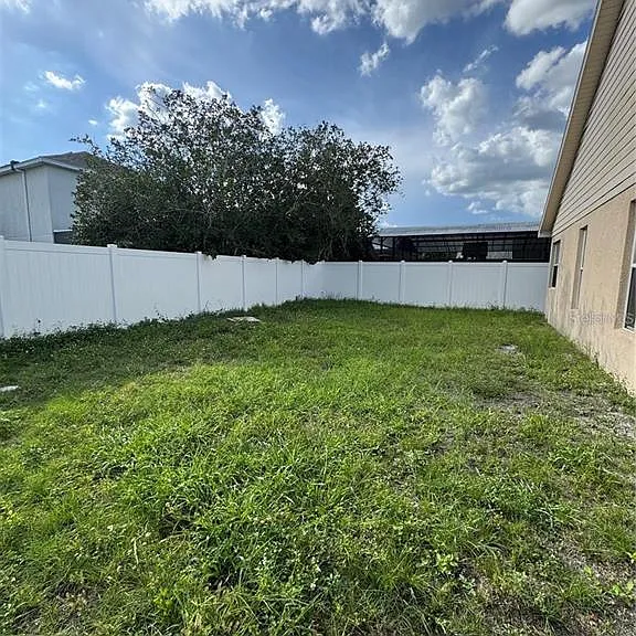 10007 Doriath Cir — Photo 13
