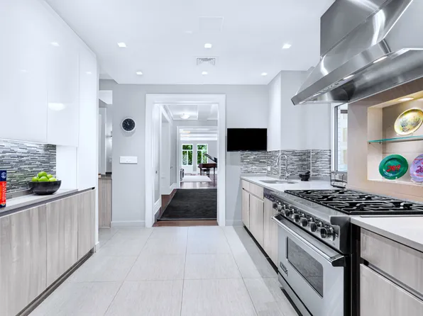 211 Cpw image 17 of 25