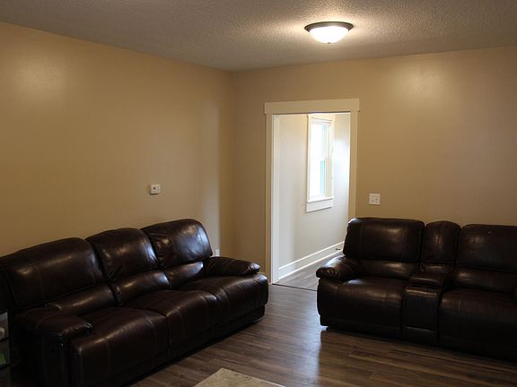 Living area (furniture not included)