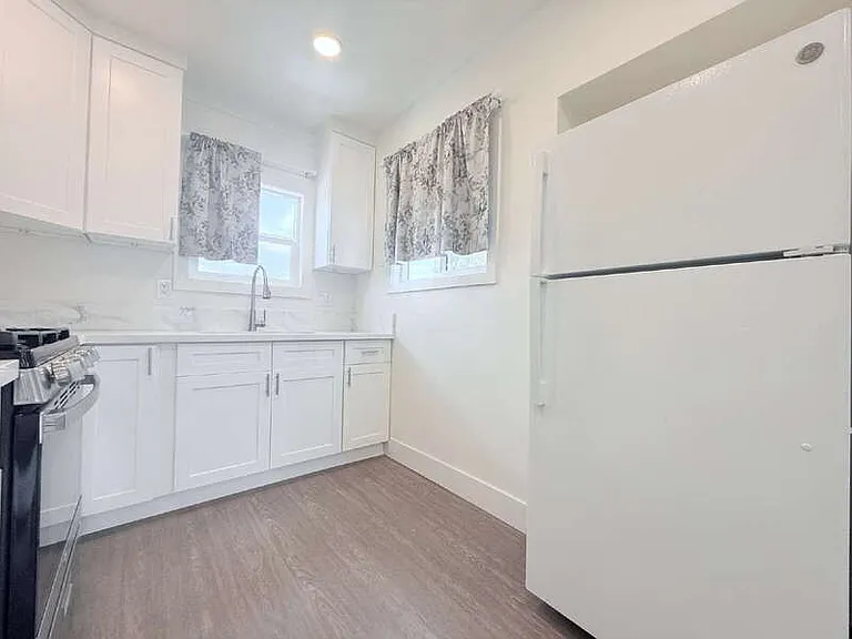 6509 State St #A — Photo 25