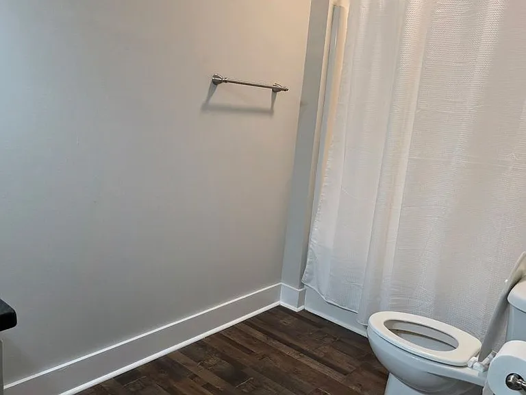 1117 Greenwood Aly — Photo 5