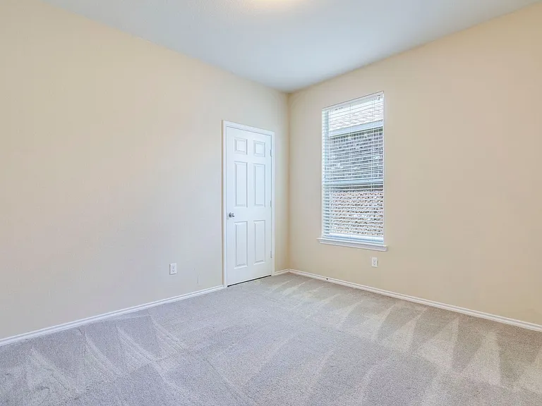 141 Marcheeta Way — Photo 13
