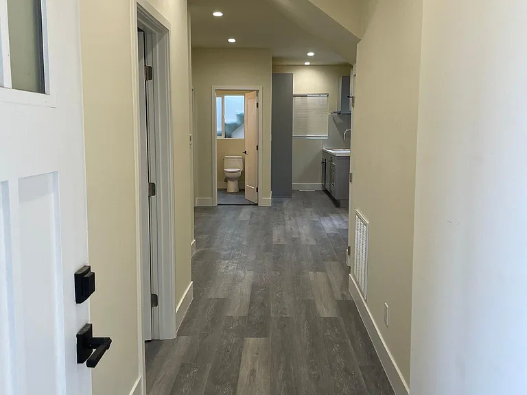 1825 Berkeley Way — Photo 5