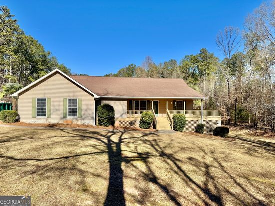 445 Colvin Dr, Locust Grove, GA 30248