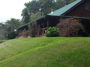 588 Junior Rd, Ironton, OH 45638