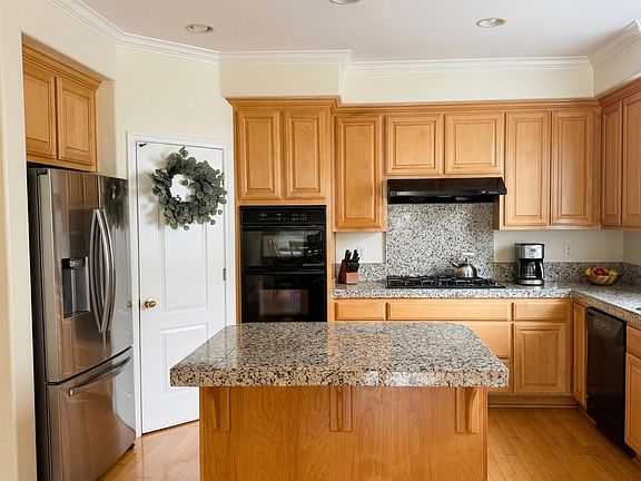 4th image of 41740 Vaquero Ct