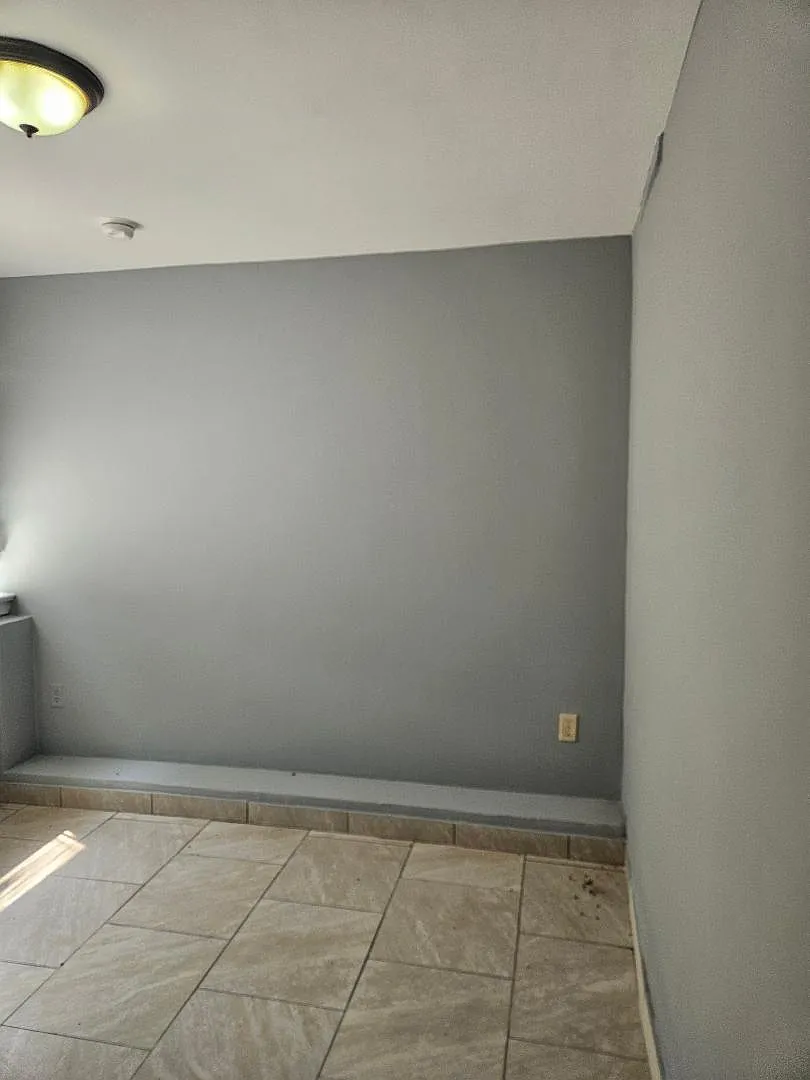 2 bed, 881 sqft, $2,100 — Photo 3