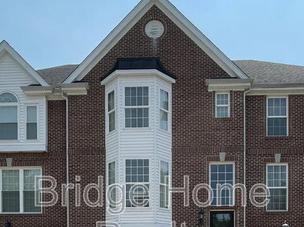 574 E Vanderbilt Dr, Mars, PA 16046