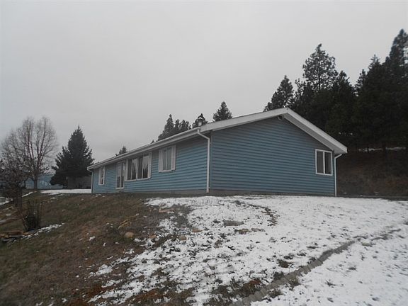 3rd image of 220 Pinetree Dr