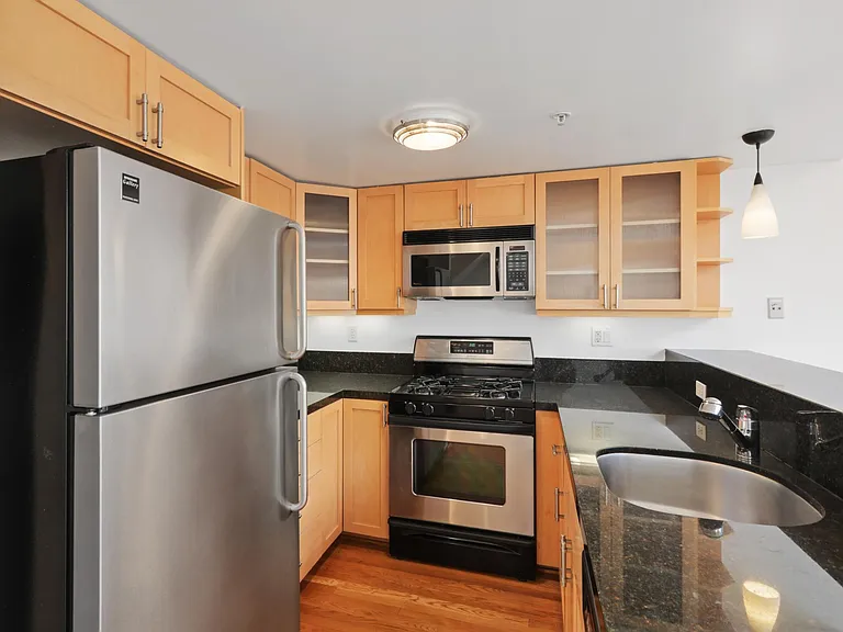 460 Natoma St #12 — Photo 18