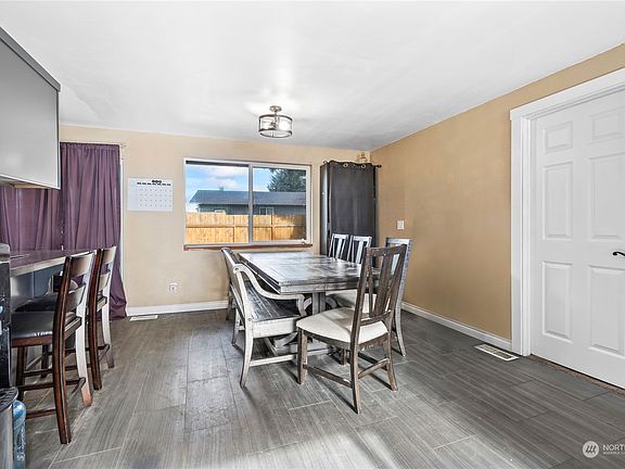 5th image of 8416 58th Avenue SE