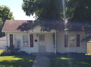 305 S Delaware St, Butler, MO 64730