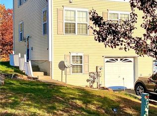 19 Evan Ct, Middletown, NY 10940