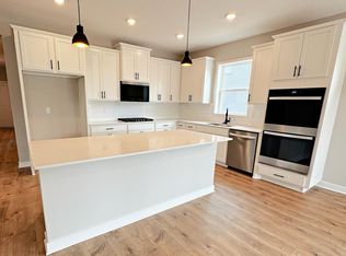 23683 Ashbury Dr, Rogers, MN 55374