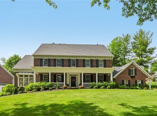 2516 Heartwood Dr, Pittsburgh, PA 15241