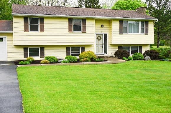 1st image of 9 Lori Dr