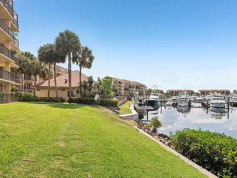 1601 Marina Isle Way #101 — Photo 23